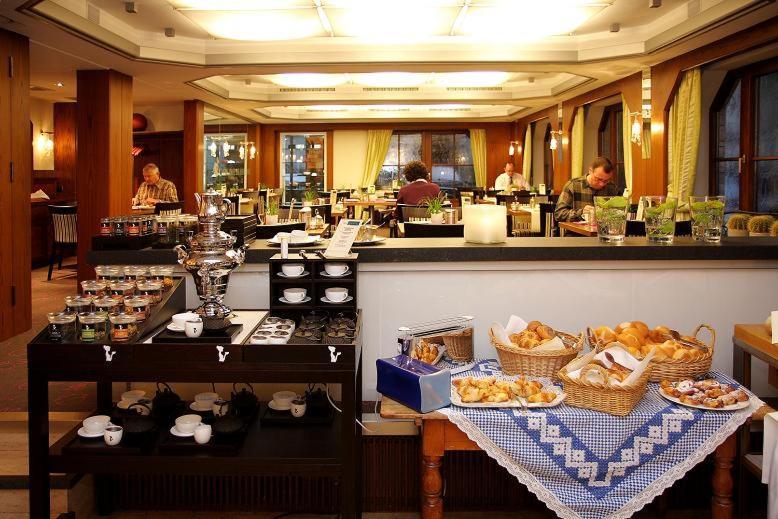 Hotel-Restaurant Schwanen Metzingen  Dış mekan fotoğraf