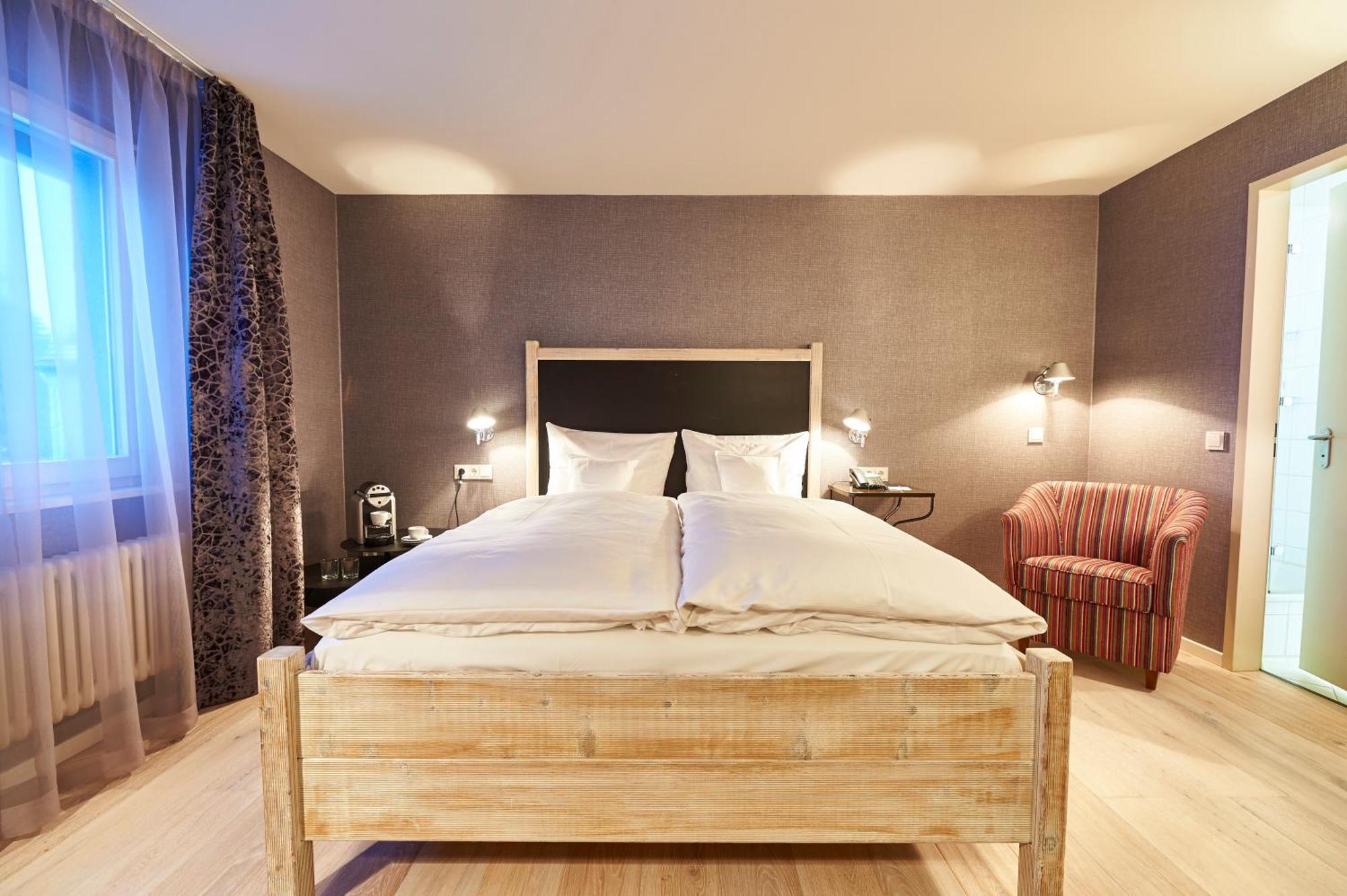 Hotel-Restaurant Schwanen Metzingen  Dış mekan fotoğraf