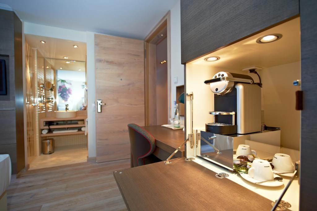 Hotel-Restaurant Schwanen Metzingen  Dış mekan fotoğraf